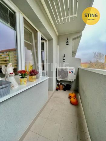 Pronájem bytu 1+1, Hodonín, Družstevní čtvrť, 37 m2