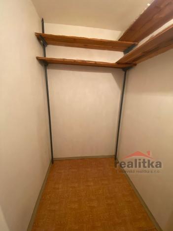 Prodej bytu 2+1, Opava - Kateřinky, Holasická, 59 m2