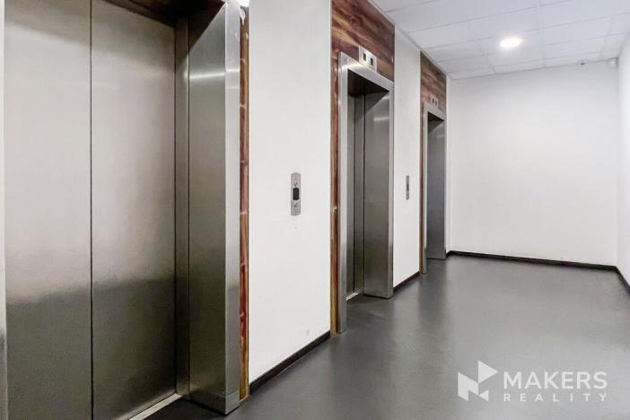 Pronájem kanceláře, Praha - Karlín, Thámova, 278 m2