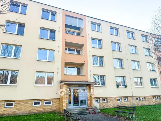 Pronájem bytu 1+1, Zlín, Dřevnická, 32 m2
