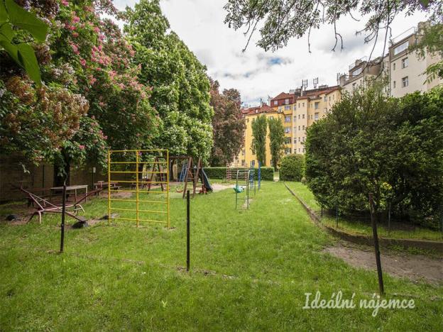 Pronájem bytu 2+1, Praha - Nusle, V podluží, 72 m2