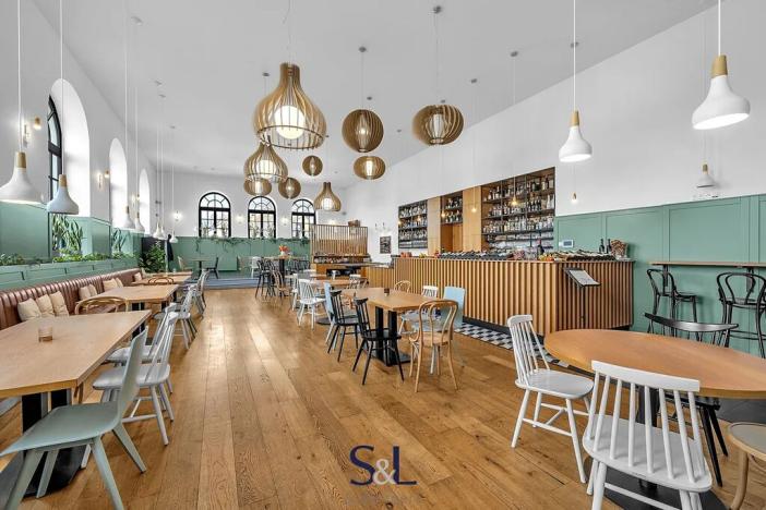 Prodej ubytování, Osečná, Svatovítské náměstí, 1005 m2