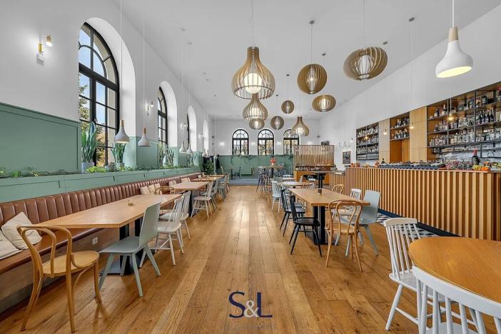 Prodej ubytování, Osečná, Svatovítské náměstí, 1005 m2