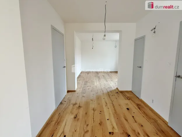 Prodej rodinného domu, Mořina - Trněný Újezd, 160 m2