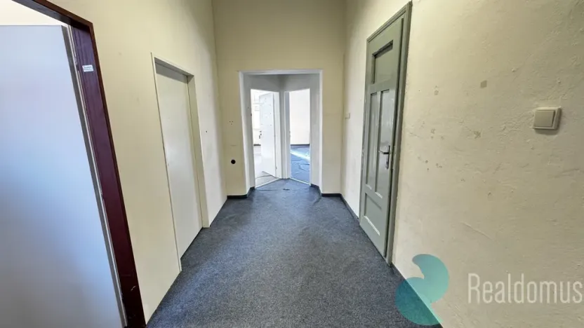 Pronájem kanceláře, Prachatice, Velké náměstí, 150 m2