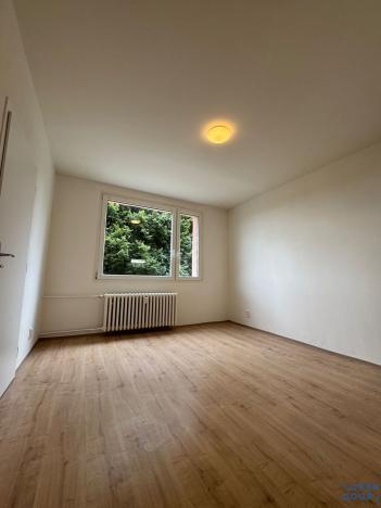 Pronájem bytu 2+1, Chomutov, Pod Břízami, 51 m2