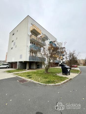 Pronájem bytu 1+kk, Karlovy Vary - Stará Role, Kryzánkova, 34 m2