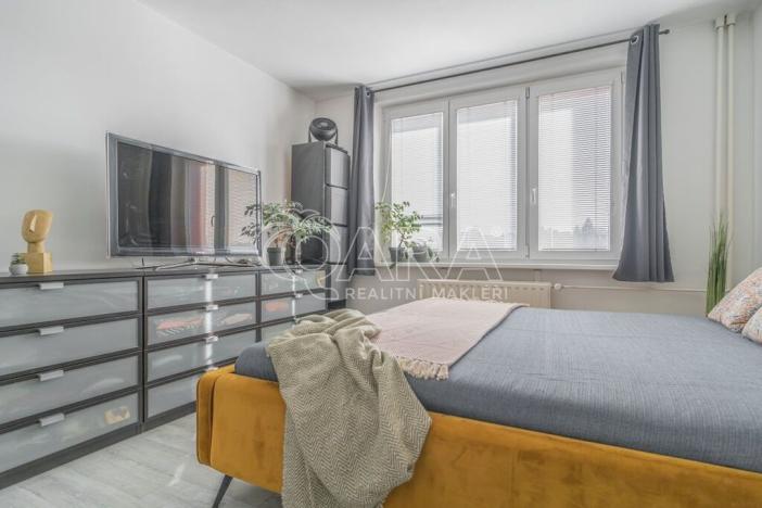 Pronájem bytu 2+1, Kladno - Kročehlavy, Dlouhá, 53 m2