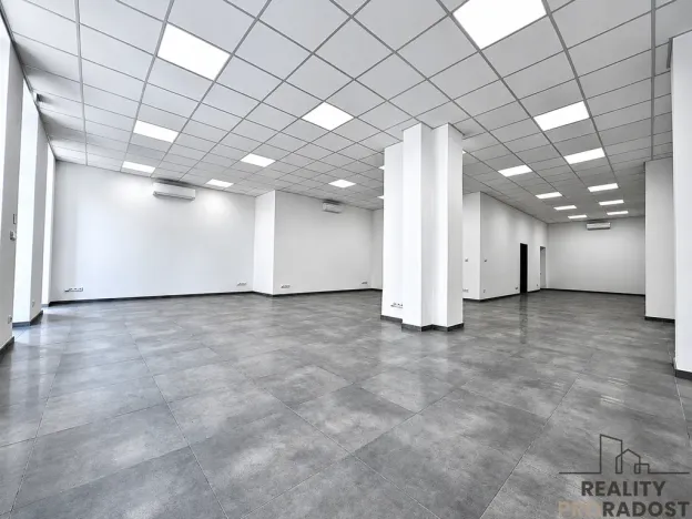 Pronájem obchodního prostoru, Hodonín, Národní třída, 119 m2