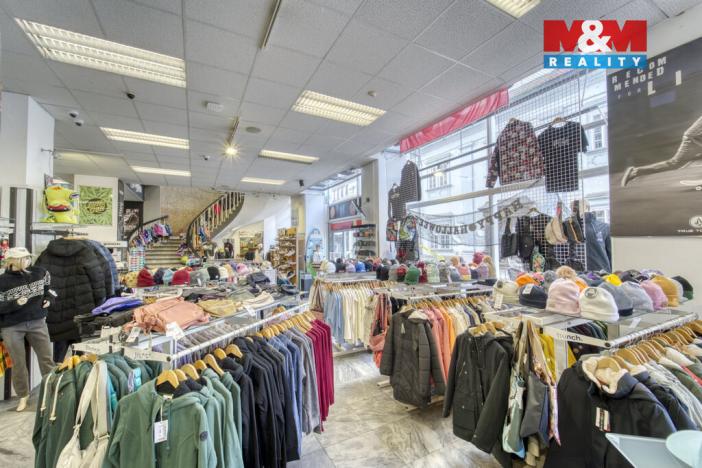 Pronájem restaurace, Plzeň - Vnitřní Město, Františkánská, 598 m2