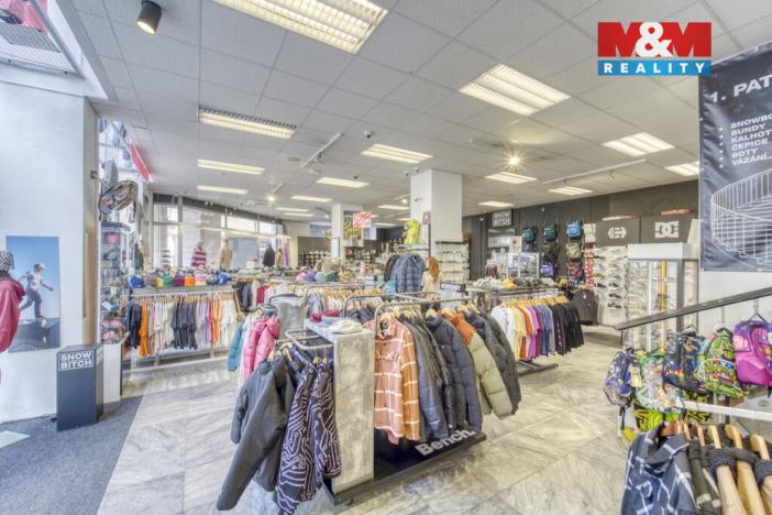 Pronájem restaurace, Plzeň - Vnitřní Město, Františkánská, 598 m2