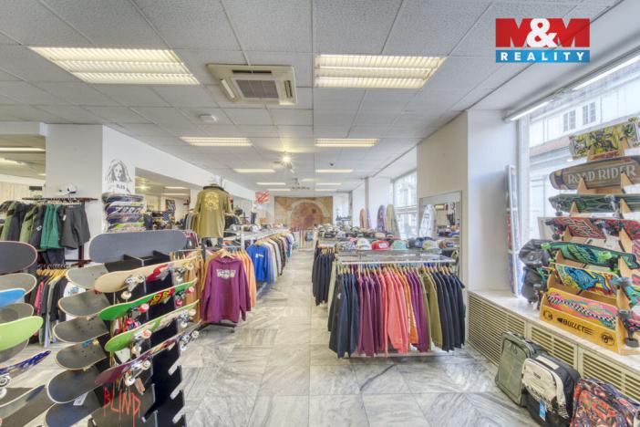 Pronájem restaurace, Plzeň - Vnitřní Město, Františkánská, 598 m2