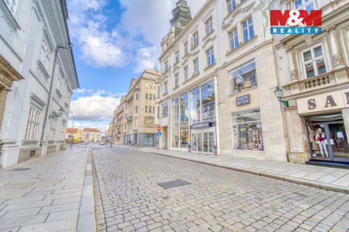 Pronájem restaurace, Plzeň - Vnitřní Město, Františkánská, 598 m2