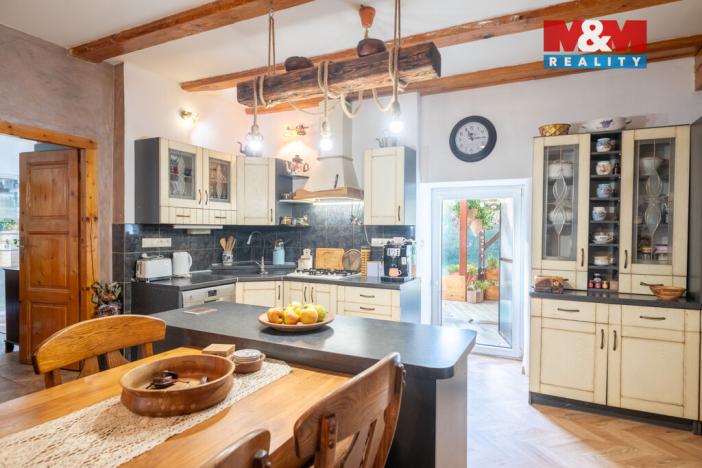 Prodej rodinného domu, Netolice - Petrův Dvůr, 550 m2