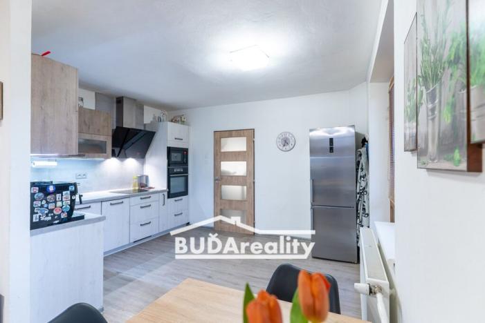 Prodej rodinného domu, Želechovice nad Dřevnicí, 4. května, 163 m2