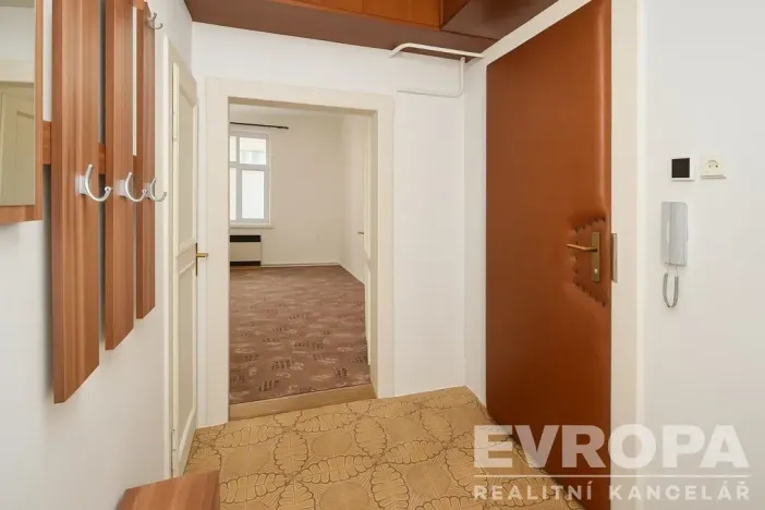 Prodej bytu 1+1, Pardubice - Zelené Předměstí, Železničního pluku, 49 m2