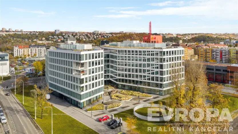 Pronájem kanceláře, Praha - Holešovice, Plynární, 670 m2