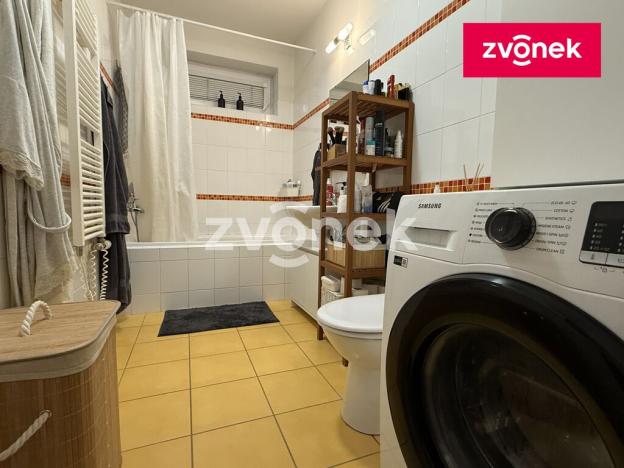 Pronájem bytu 2+kk, Zlín, Plesníkova, 46 m2