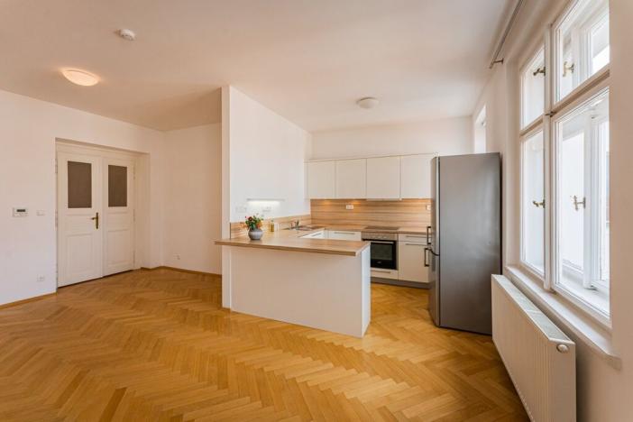 Pronájem bytu 2+kk, Praha - Staré Město, Na Perštýně, 73 m2