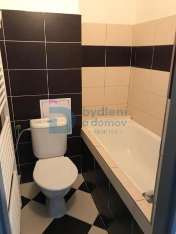 Pronájem bytu 1+1, Uničov, Moravské nám., 40 m2