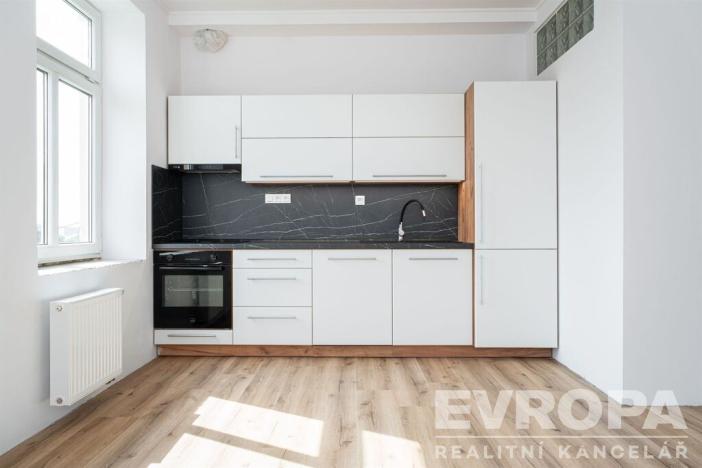 Pronájem bytu 2+kk, Vrchlabí, Letná, 52 m2