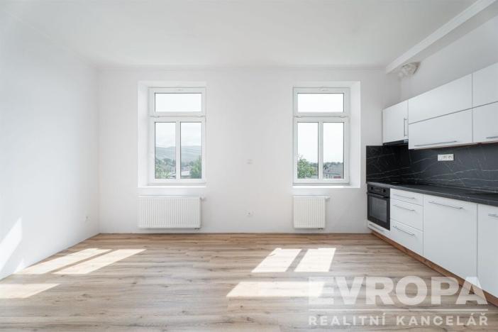 Pronájem bytu 2+kk, Vrchlabí, Letná, 52 m2
