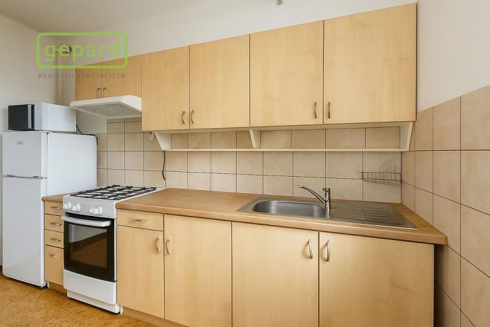 Prodej bytu 3+1, Březová, Sklářská, 60 m2