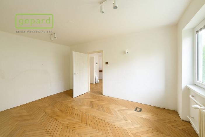 Prodej bytu 3+1, Březová, Sklářská, 60 m2