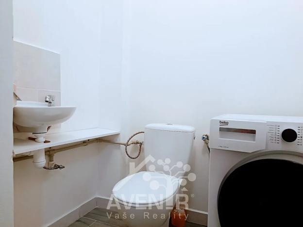 Pronájem bytu 2+1, Liberec, U Družiny, 68 m2