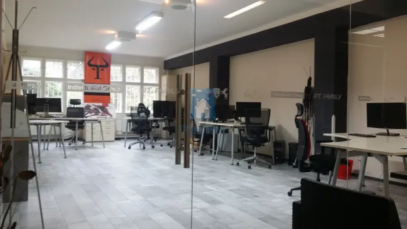 Pronájem kanceláře, Praha, Bohuslava ze Švamberka, 70 m2