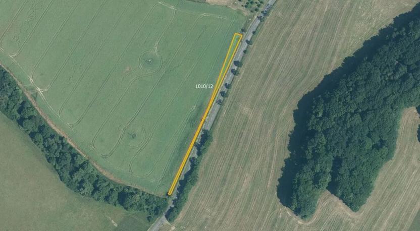 Prodej pole, Brusné, 2686 m2