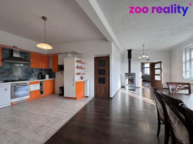 Pronájem bytu 3+kk, Žatec, Husitské náměstí, 100 m2