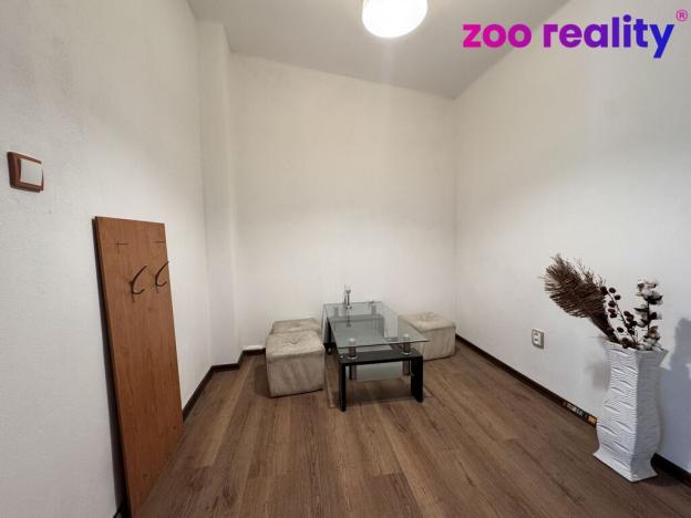 Pronájem bytu 2+kk, Žatec, Husitské náměstí, 60 m2