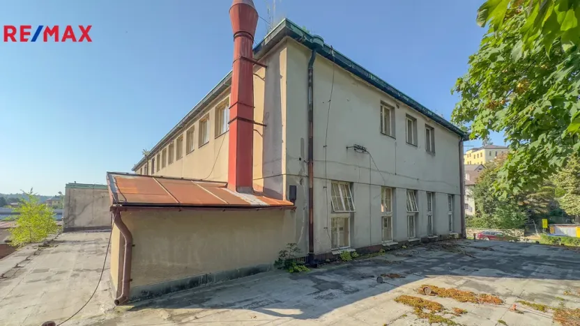 Prodej výrobních prostor, Úpice, Dr. Teuchmanna, 1817 m2