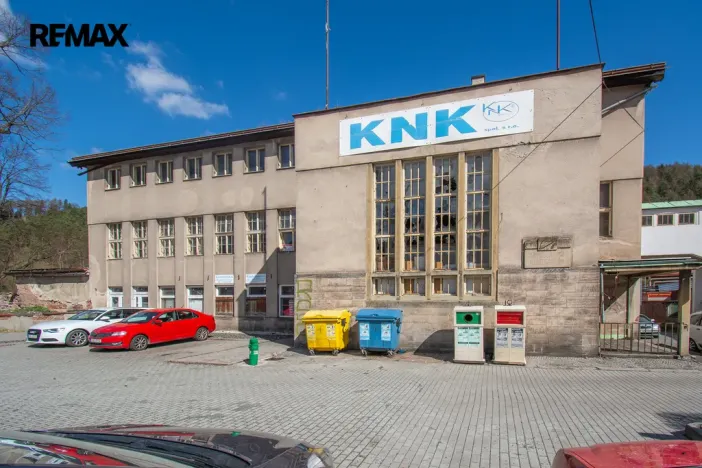 Prodej výrobních prostor, Úpice, Dr. Teuchmanna, 1817 m2