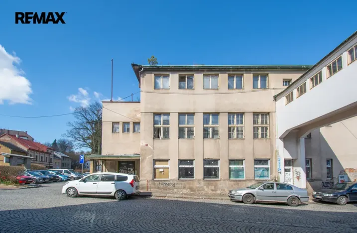 Prodej výrobních prostor, Úpice, Dr. Teuchmanna, 1817 m2