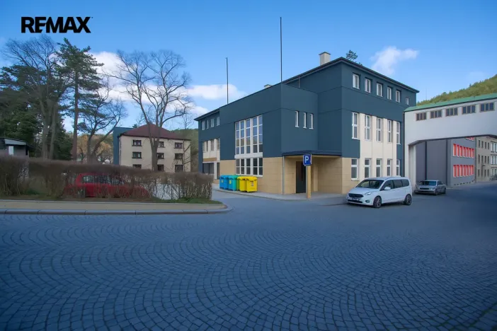 Prodej výrobních prostor, Úpice, Dr. Teuchmanna, 1817 m2