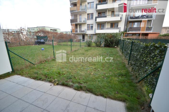 Pronájem bytu 1+kk, Praha - Hloubětín, Modrého, 35 m2