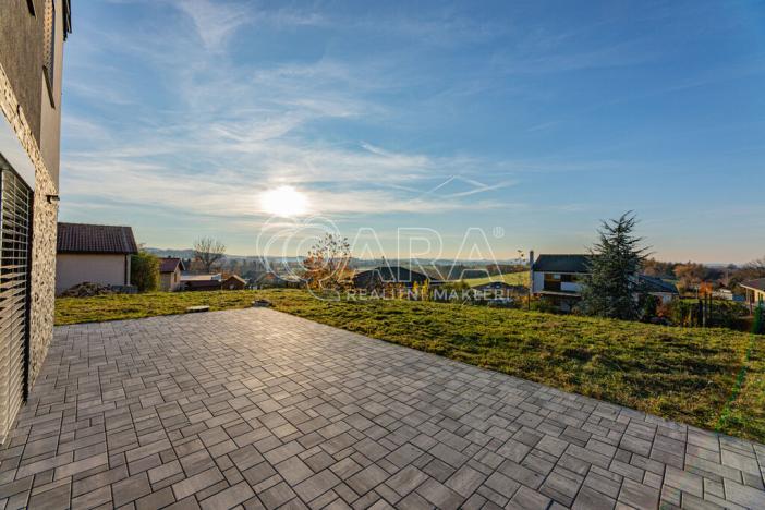 Prodej rodinného domu, Struhařov, 178 m2