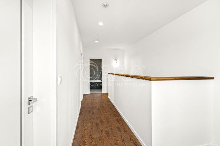 Prodej rodinného domu, Struhařov, 178 m2