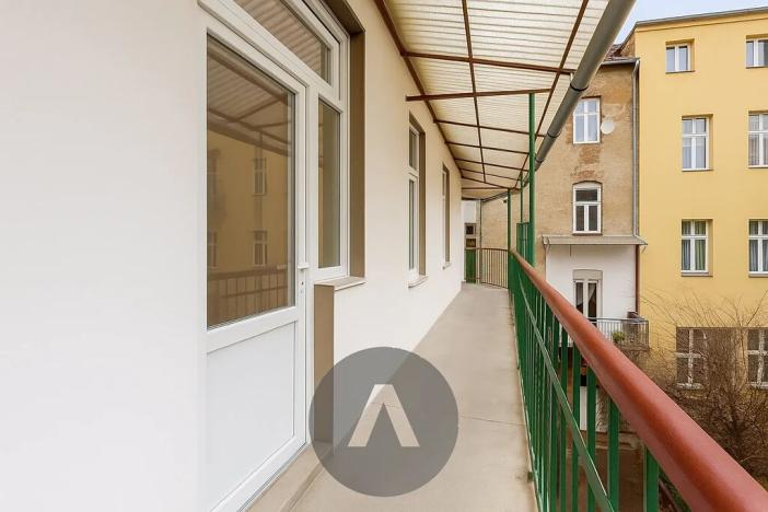 Pronájem bytu 3+1, Brno, Bratislavská, 100 m2