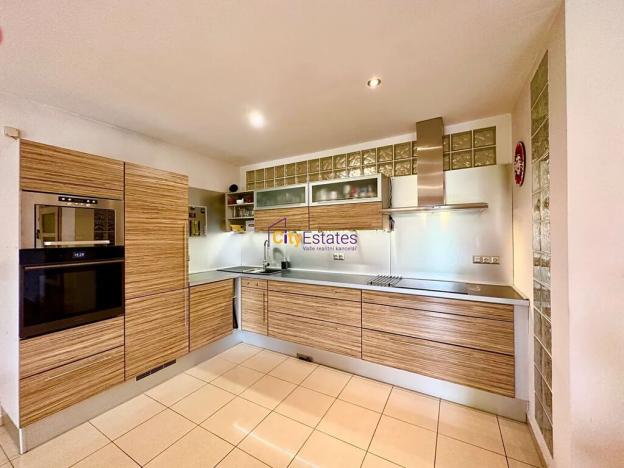 Prodej rodinného domu, Mělník, Luční, 186 m2