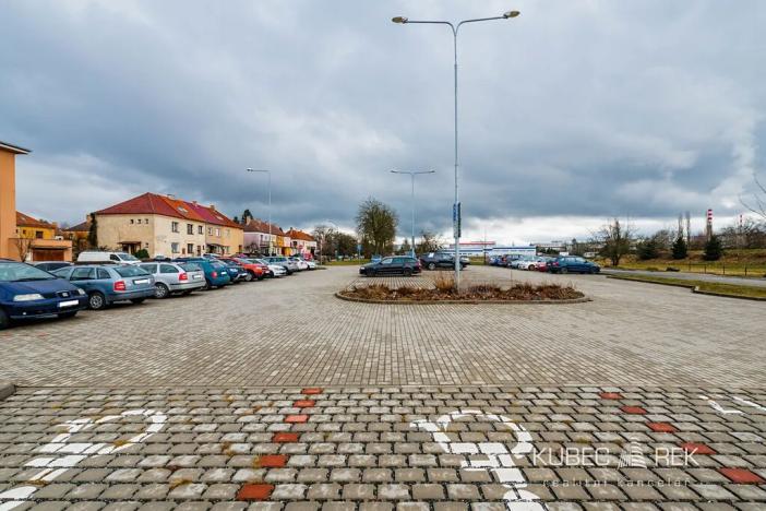 Pronájem bytu 2+kk, Sezimovo Ústí, náměstí Tomáše Bati, 52 m2