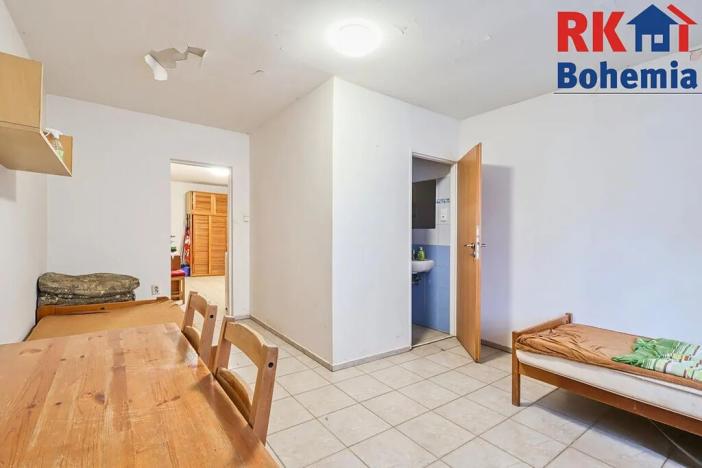 Prodej výrobních prostor, Břežany II, 128 m2