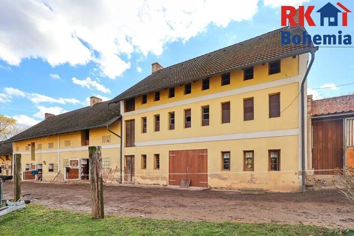 Prodej výrobních prostor, Břežany II, 128 m2