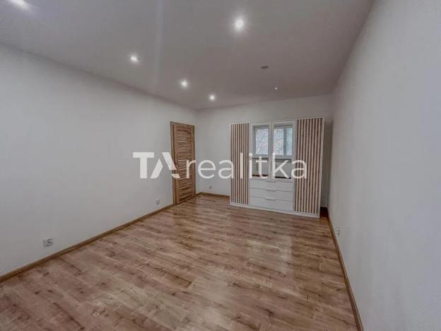 Pronájem bytu 2+1, Orlová, Kpt. Jaroše, 53 m2