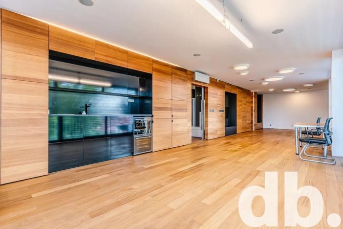 Pronájem kanceláře, Cheb, 26. dubna, 260 m2