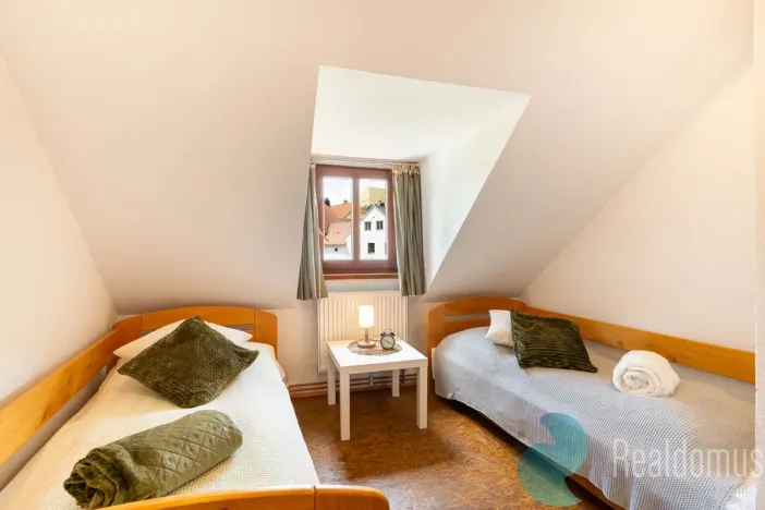 Prodej apartmánu, Benešov nad Černou, 295 m2