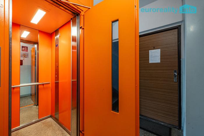 Prodej bytu 2+1, Sokolov, Jelínkova, 60 m2