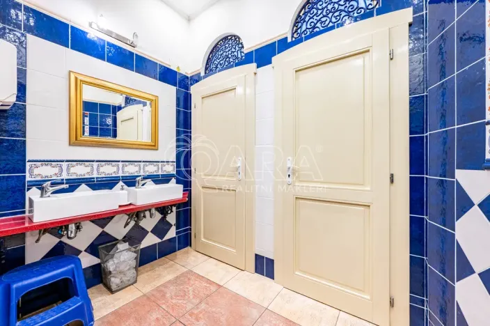 Prodej restaurace, Radnice, Pivovarská, 377 m2